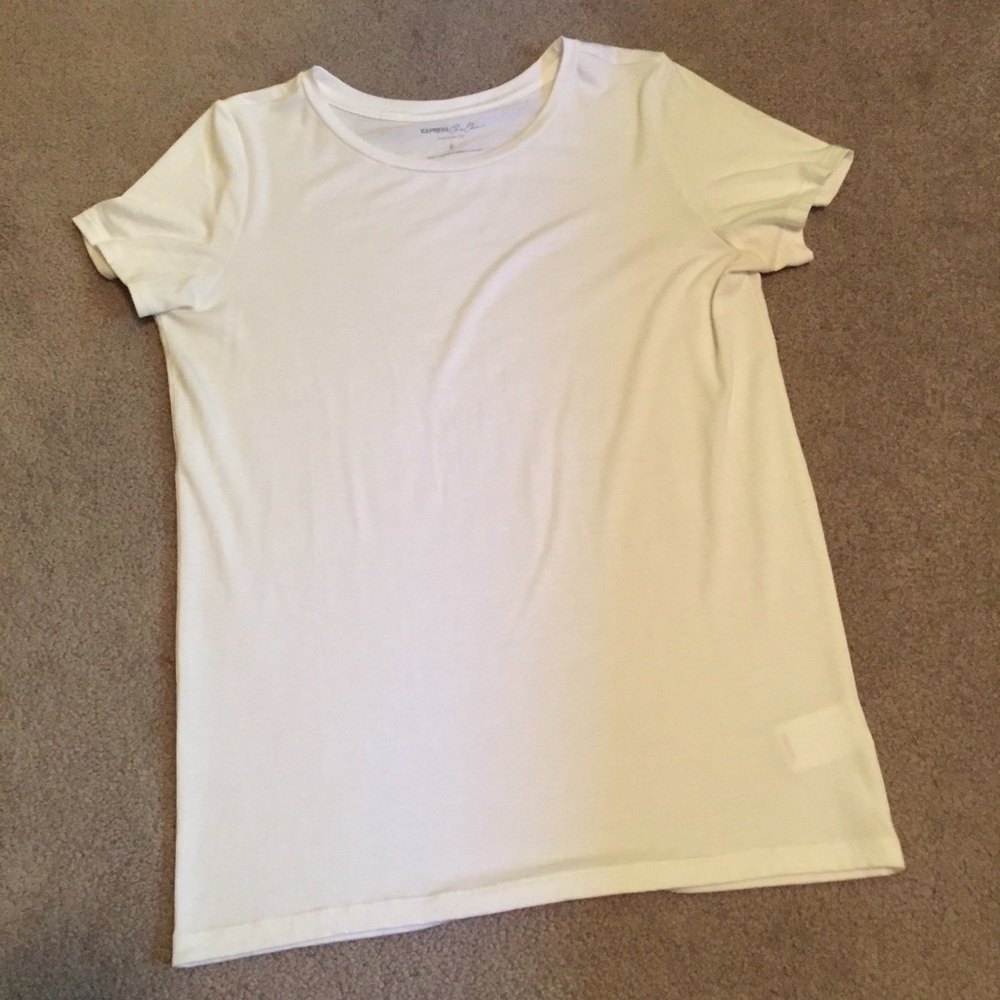 🎀 3 for 9 🎀 Express One Eleven Crew Neck Easy T